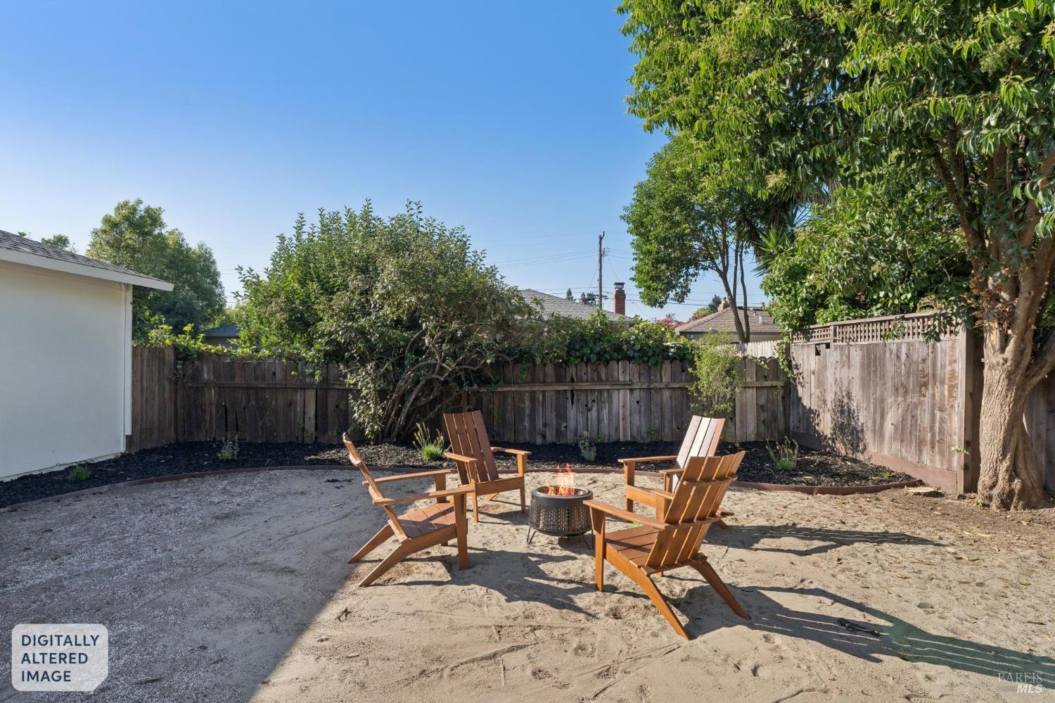 1825 Robin Hood Lane Santa Rosa CA 95405