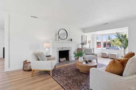 1825 Robin Hood Lane Santa Rosa CA 95405