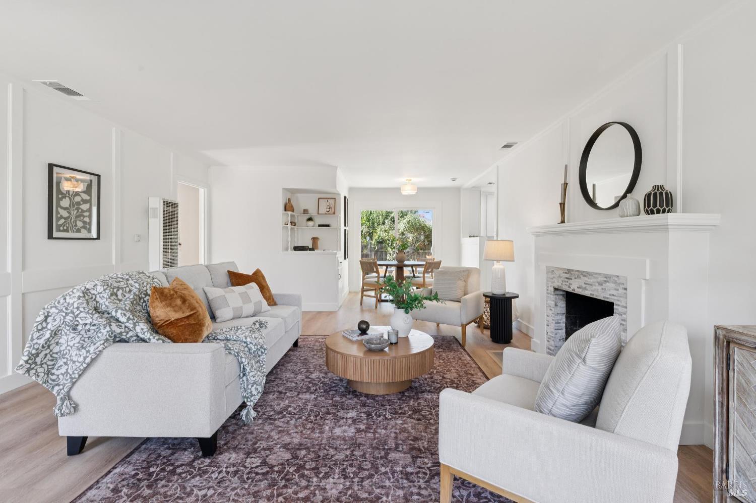 1825 Robin Hood Lane Santa Rosa CA 95405