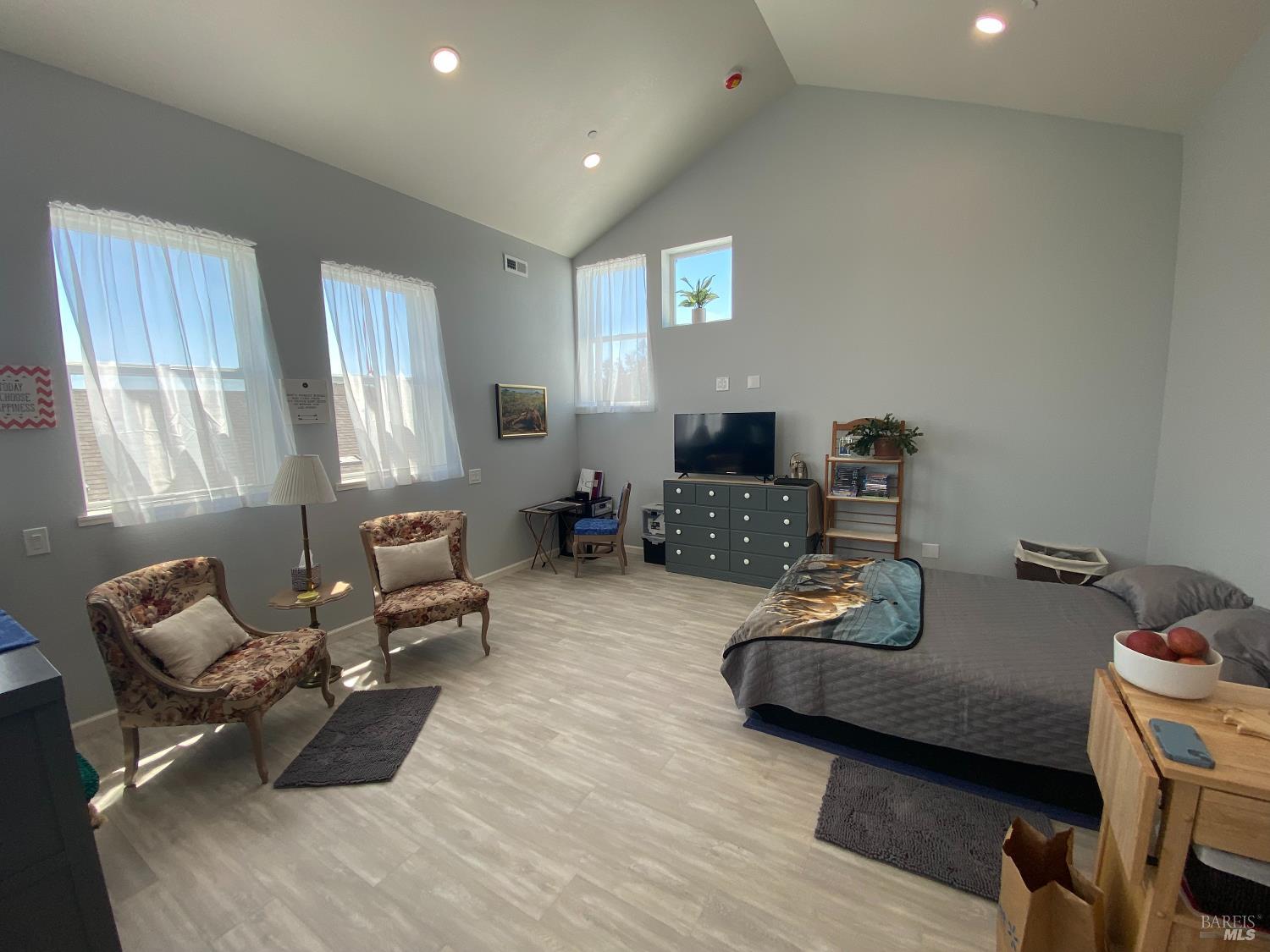 1956 Dogwood Drive Santa Rosa CA 95403