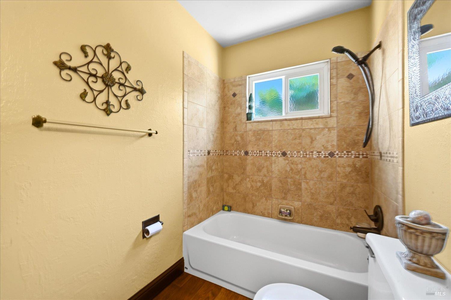1615 Bryce Court Napa CA 94558