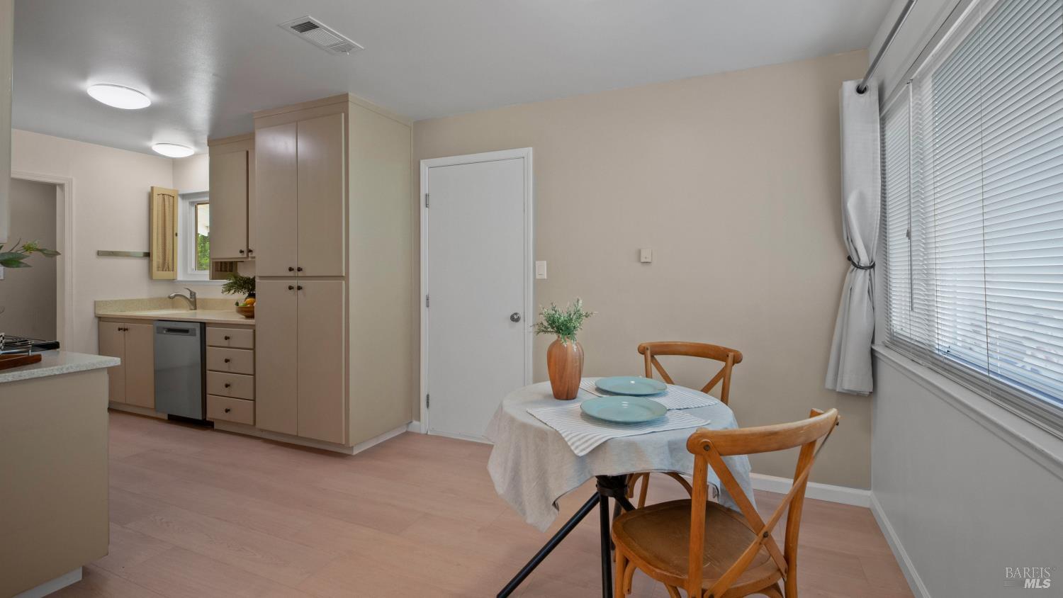 381 Lily Street Fairfield CA 94533