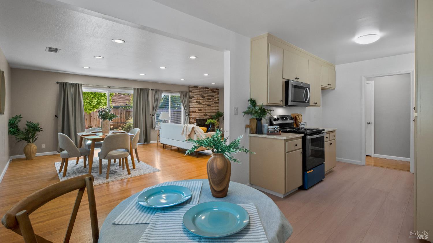 381 Lily Street Fairfield CA 94533