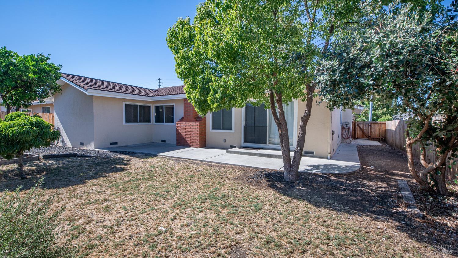 381 Lily Street Fairfield CA 94533