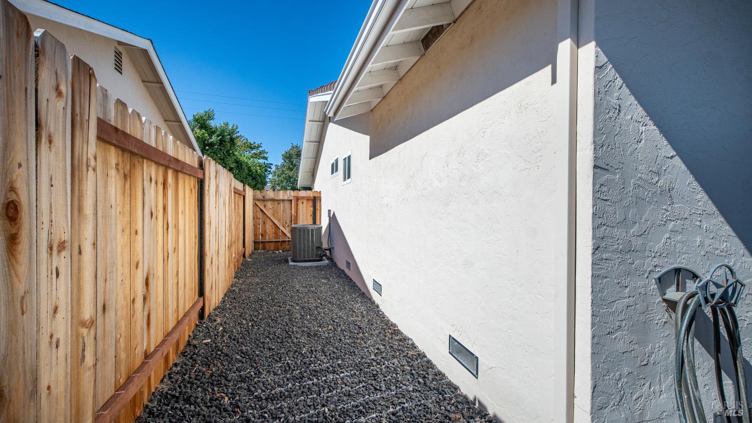 381 Lily Street Fairfield CA 94533