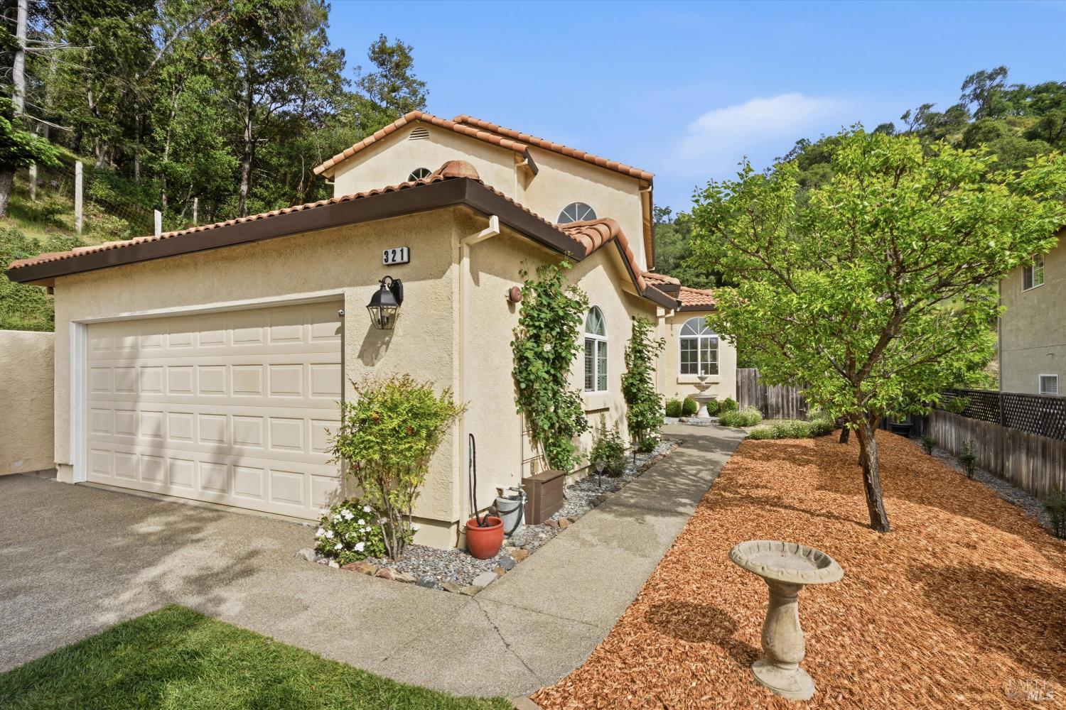 321 Portofino Way Cloverdale CA 95425