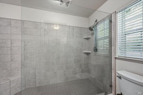 321 Portofino Way Cloverdale CA 95425