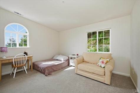 321 Portofino Way Cloverdale CA 95425