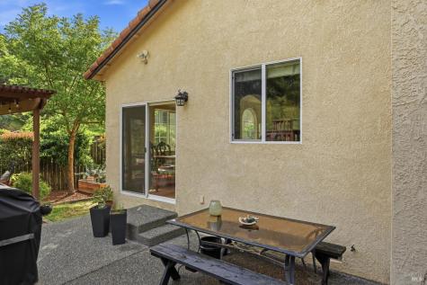 321 Portofino Way Cloverdale CA 95425