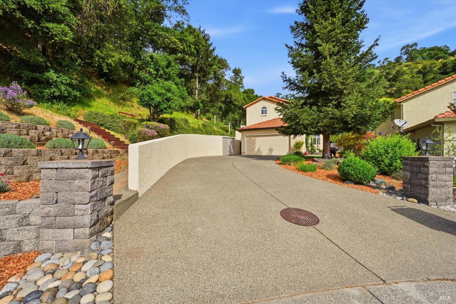 321 Portofino Way Cloverdale CA 95425