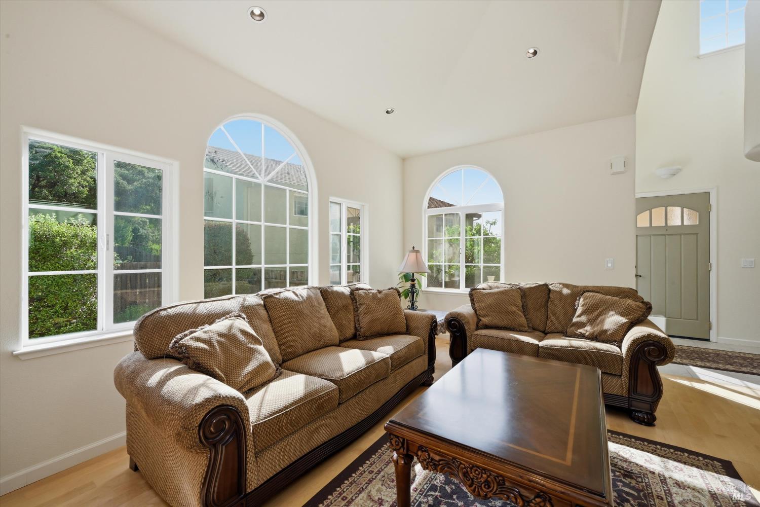 321 Portofino Way Cloverdale CA 95425