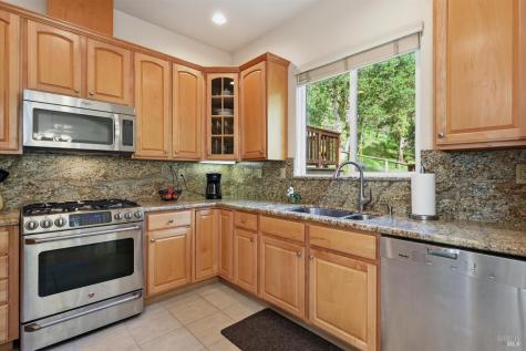321 Portofino Way Cloverdale CA 95425