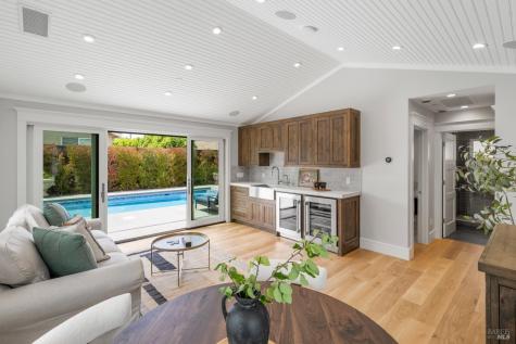 470 Harrington Drive Sonoma CA 95476
