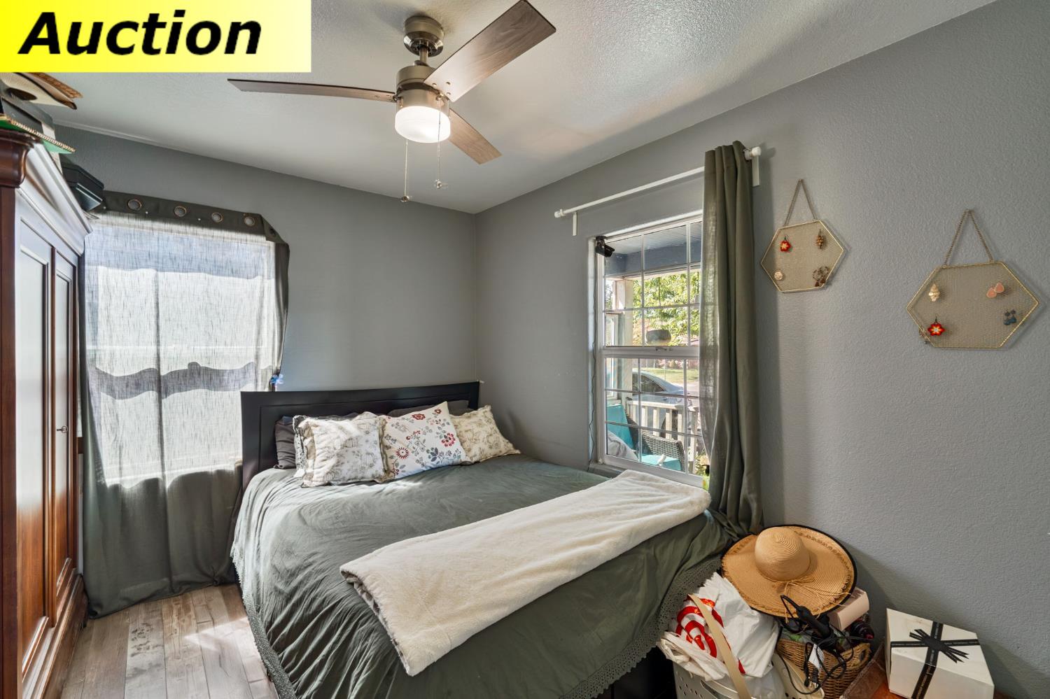 3734 22nd Avenue Sacramento CA 95820