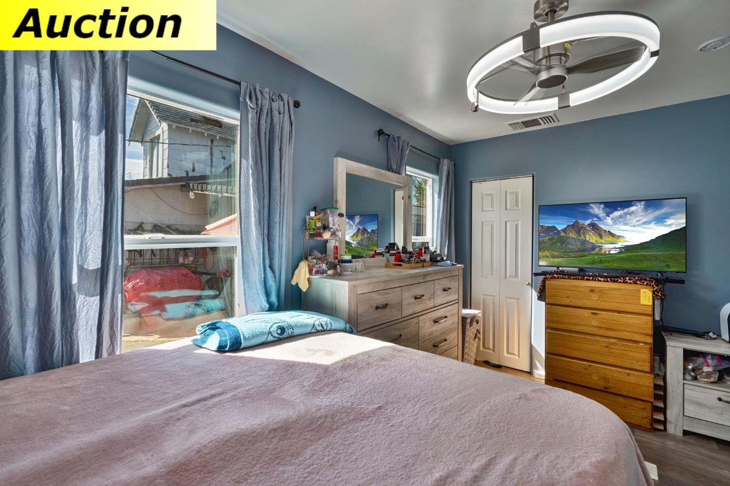 3734 22nd Avenue Sacramento CA 95820
