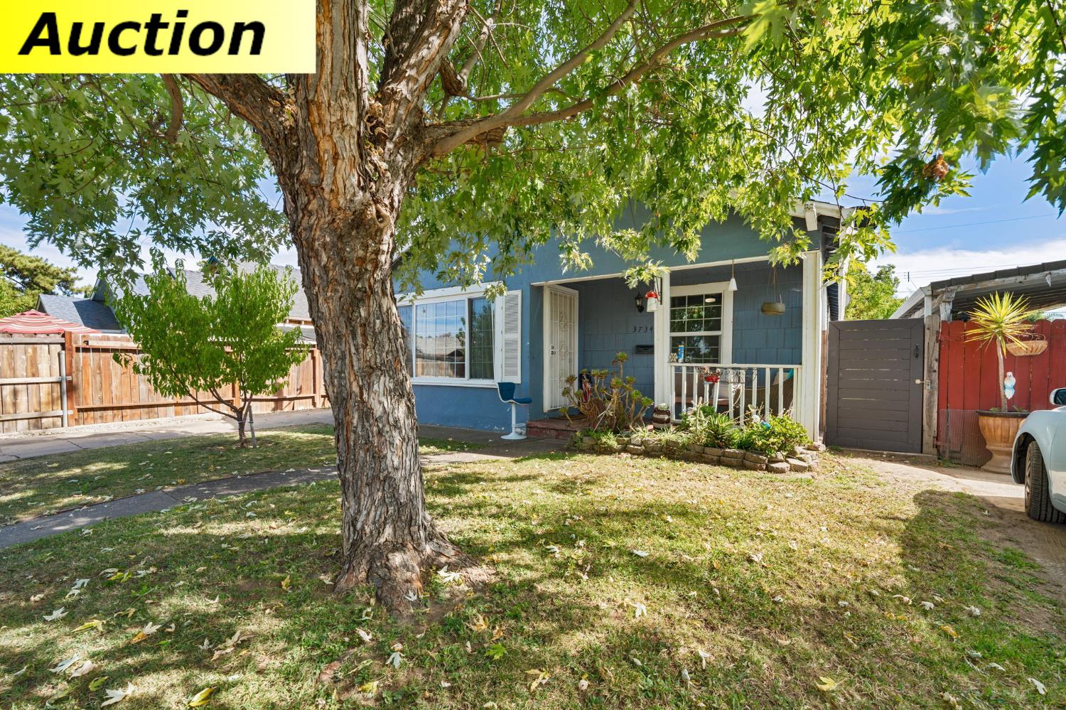 3734 22nd Avenue Sacramento CA 95820