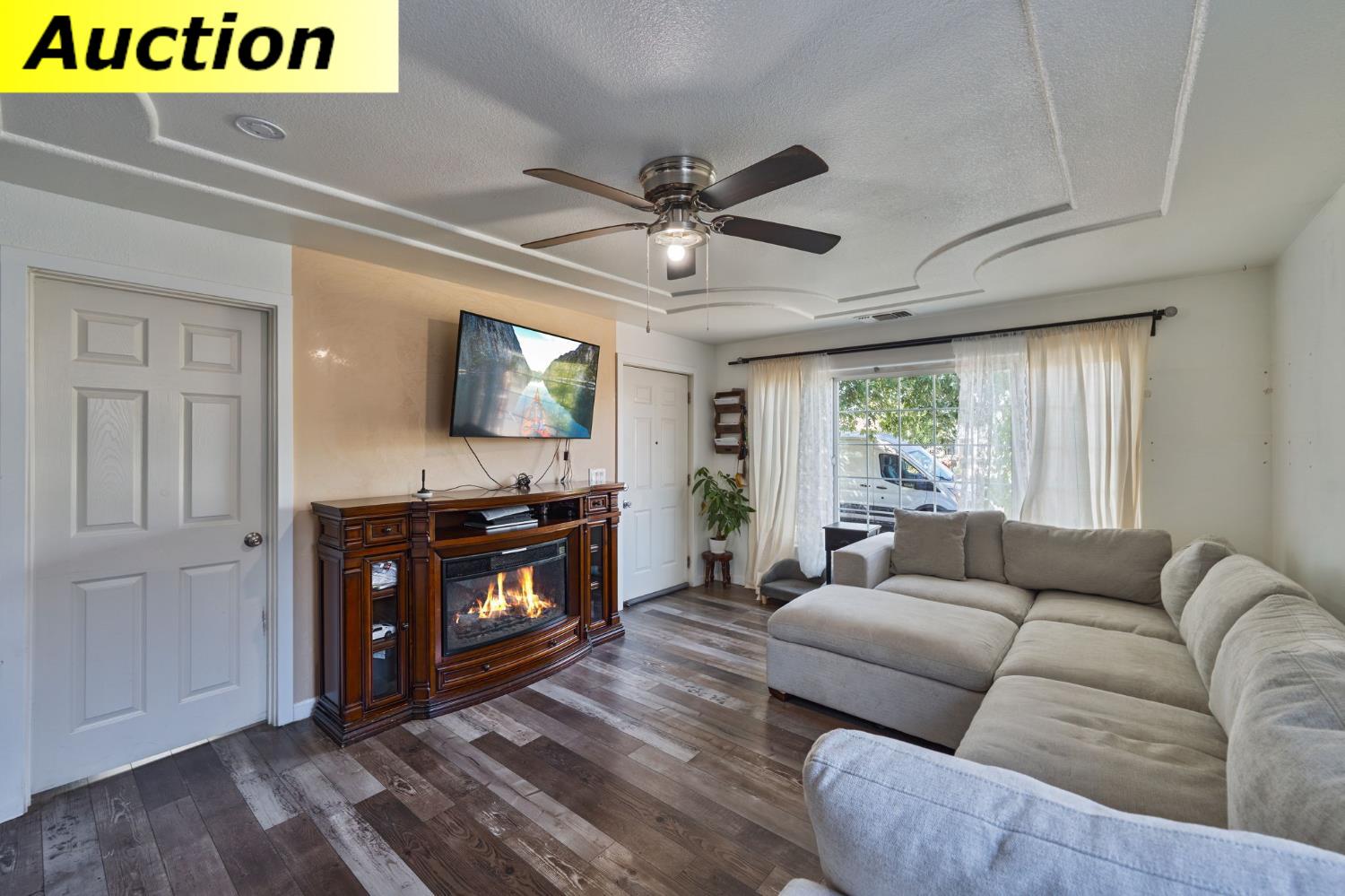 3734 22nd Avenue Sacramento CA 95820