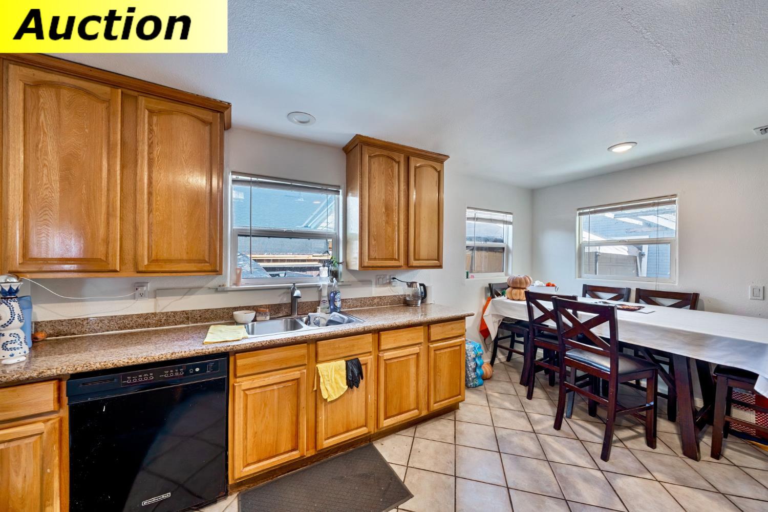 3734 22nd Avenue Sacramento CA 95820