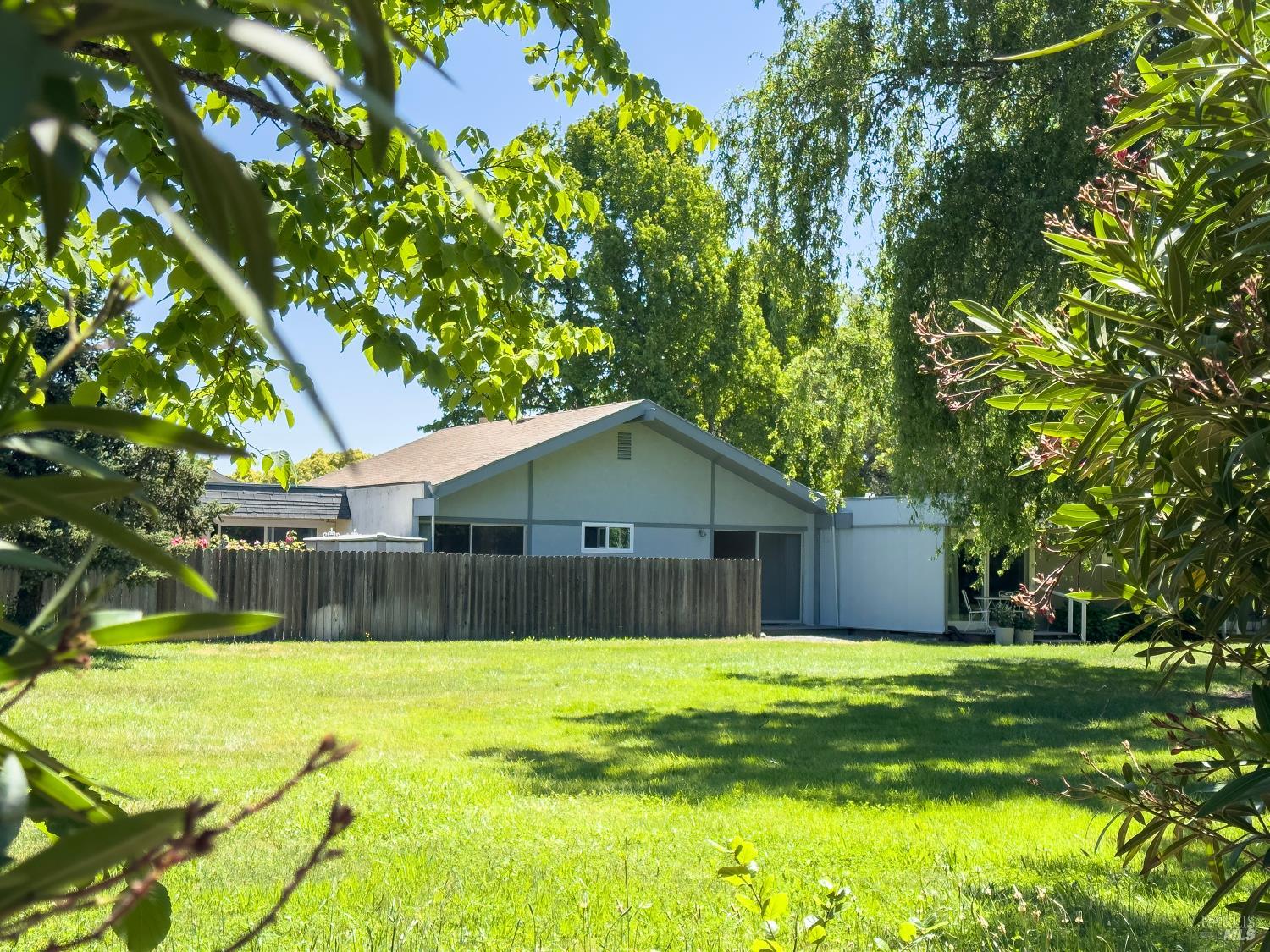 1366 Mission Drive Sonoma CA 95476