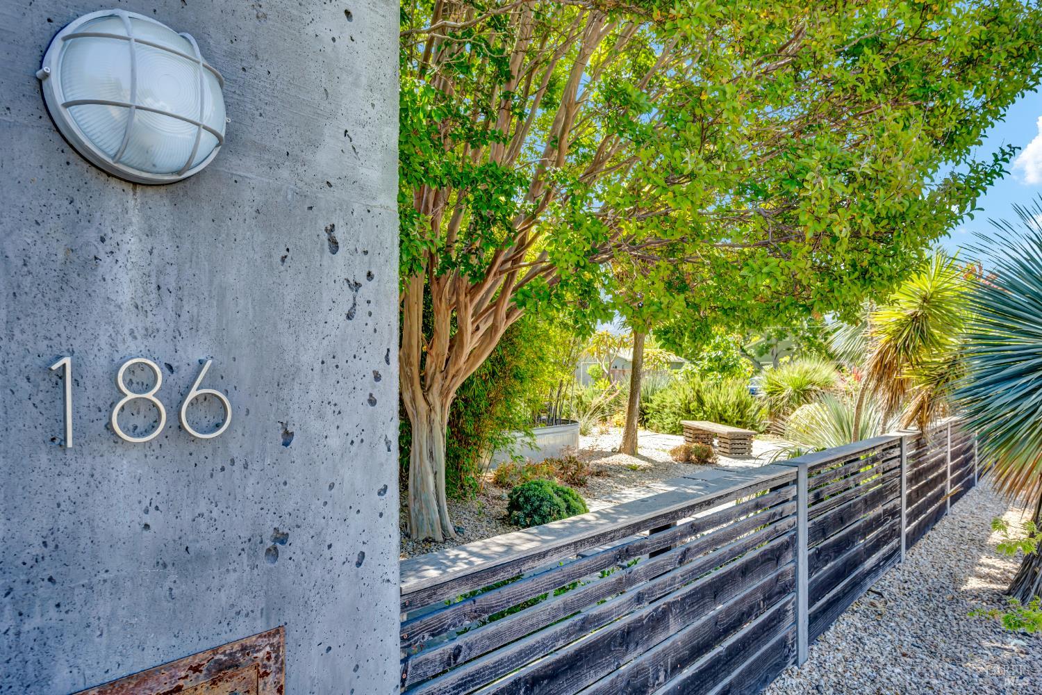 186 S Seymour Street Napa CA 94559