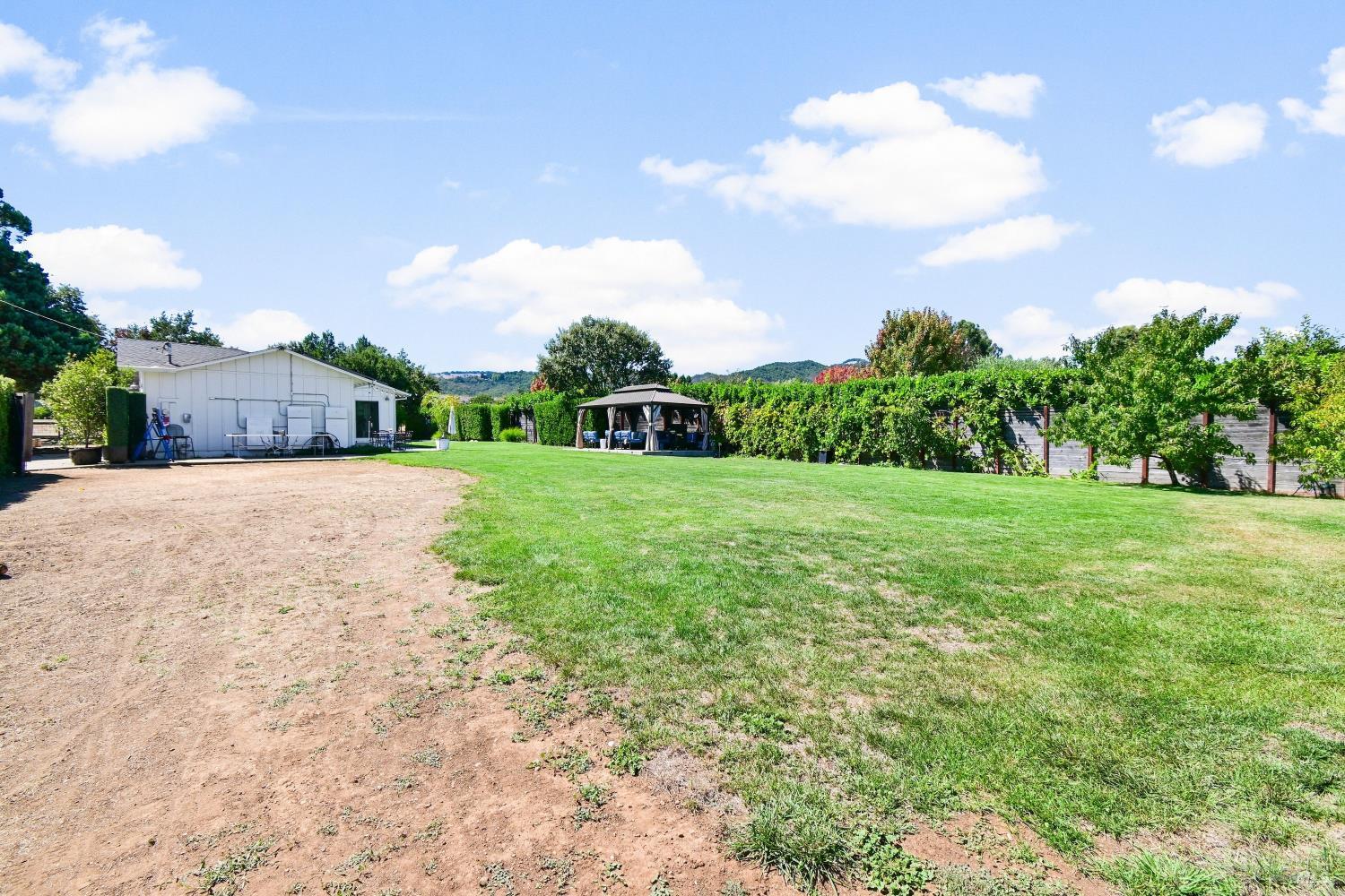 19022 Orange Avenue El Verano CA 95476