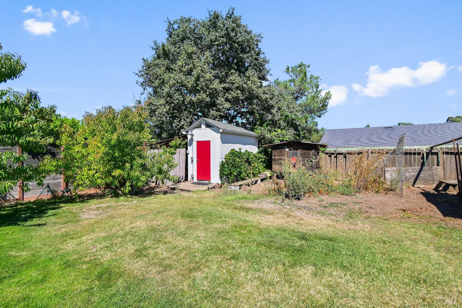 19022 Orange Avenue El Verano CA 95476