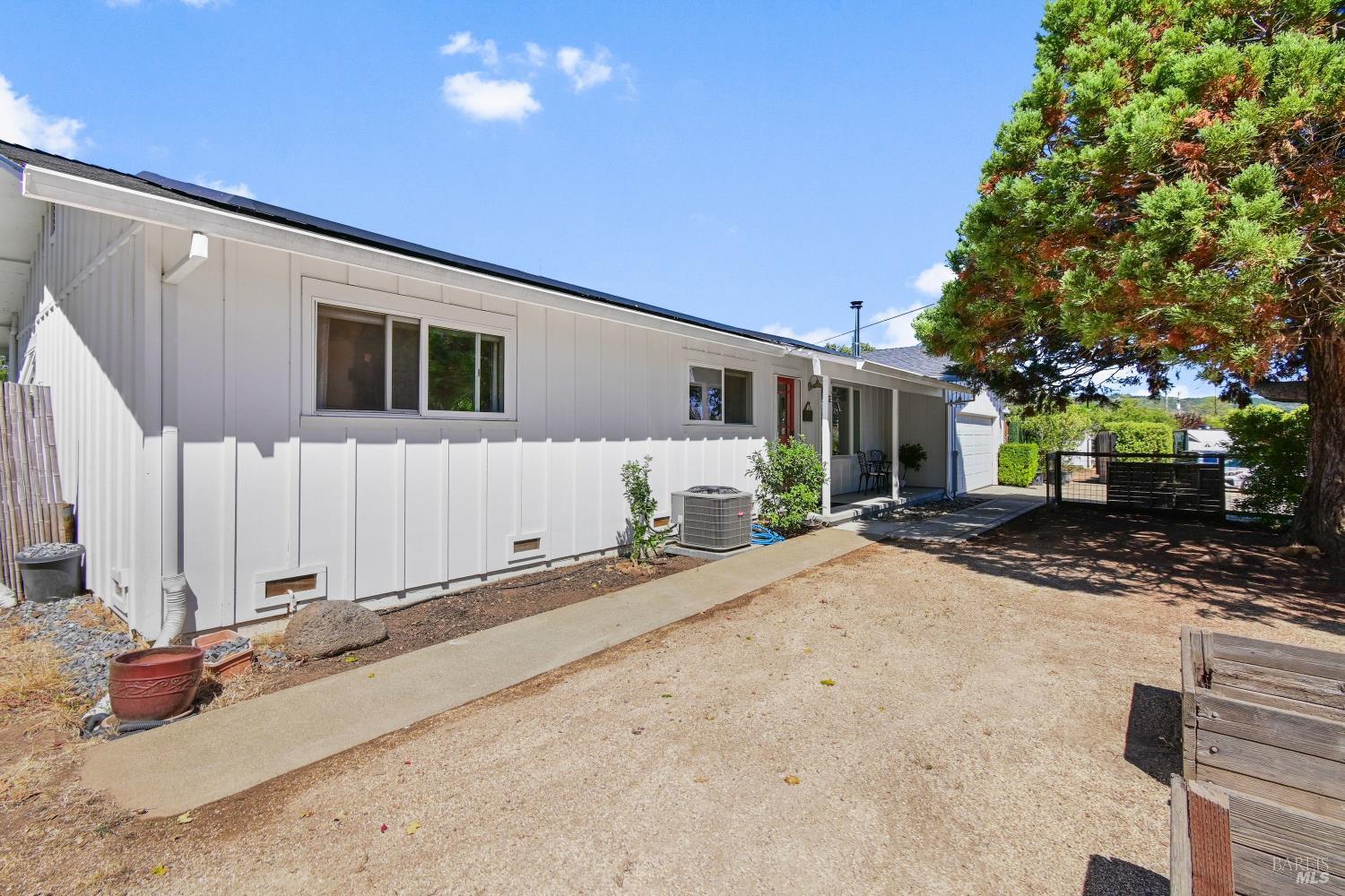 19022 Orange Avenue El Verano CA 95476