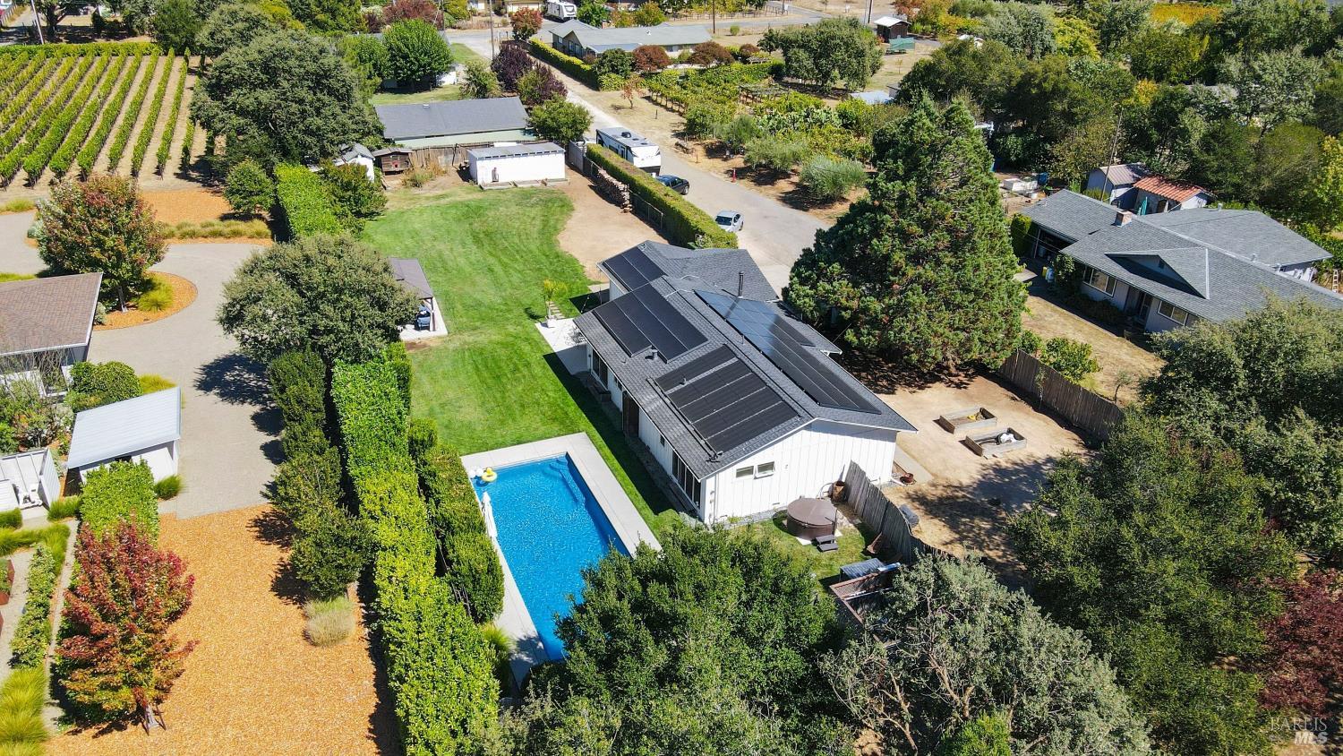 19022 Orange Avenue El Verano CA 95476