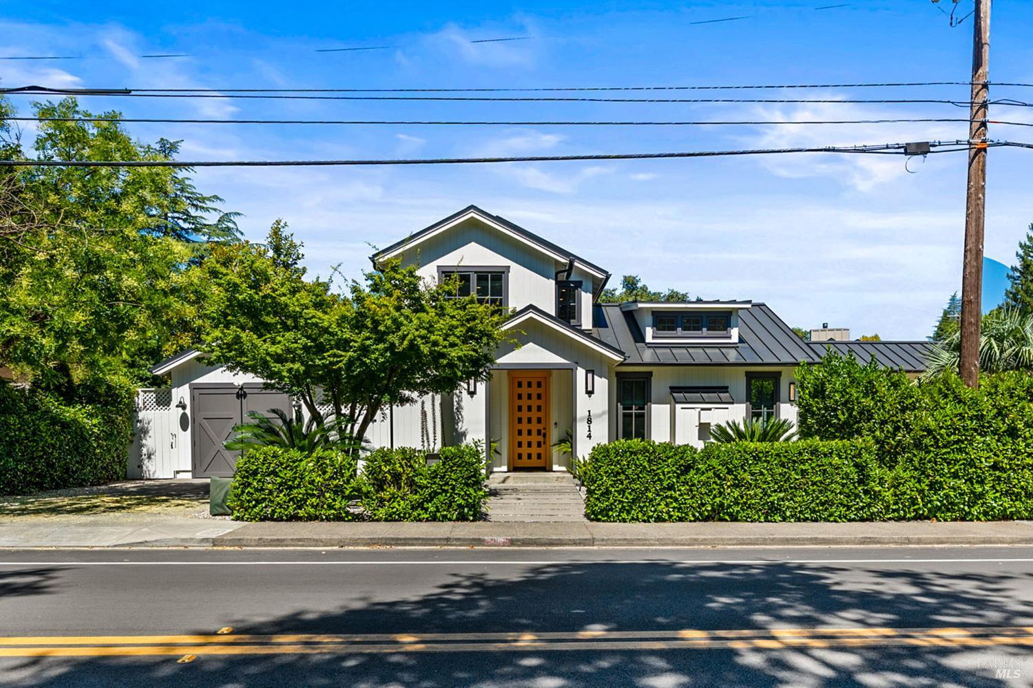 1814 Spring Street St. Helena CA 94574