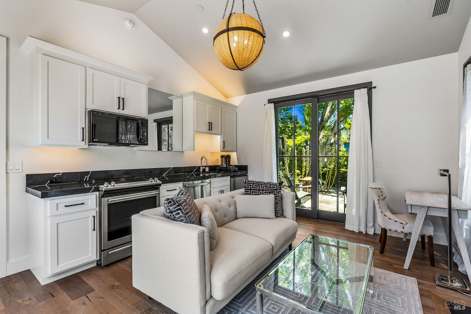 1814 Spring Street St. Helena CA 94574