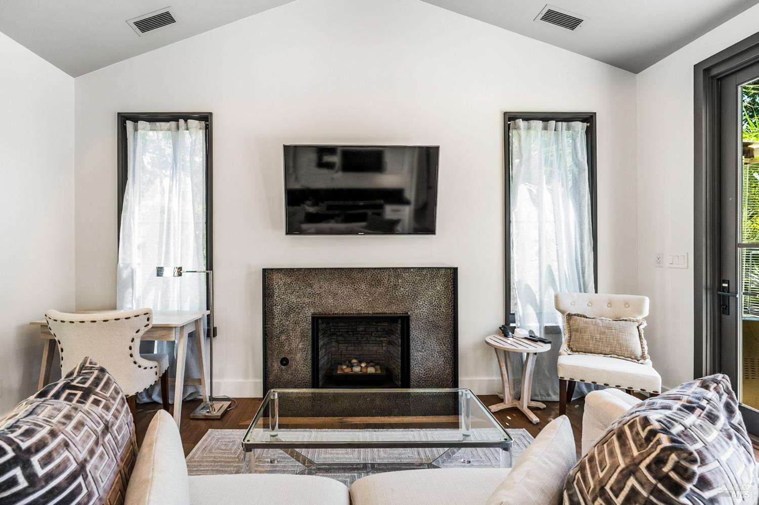 1814 Spring Street St. Helena CA 94574