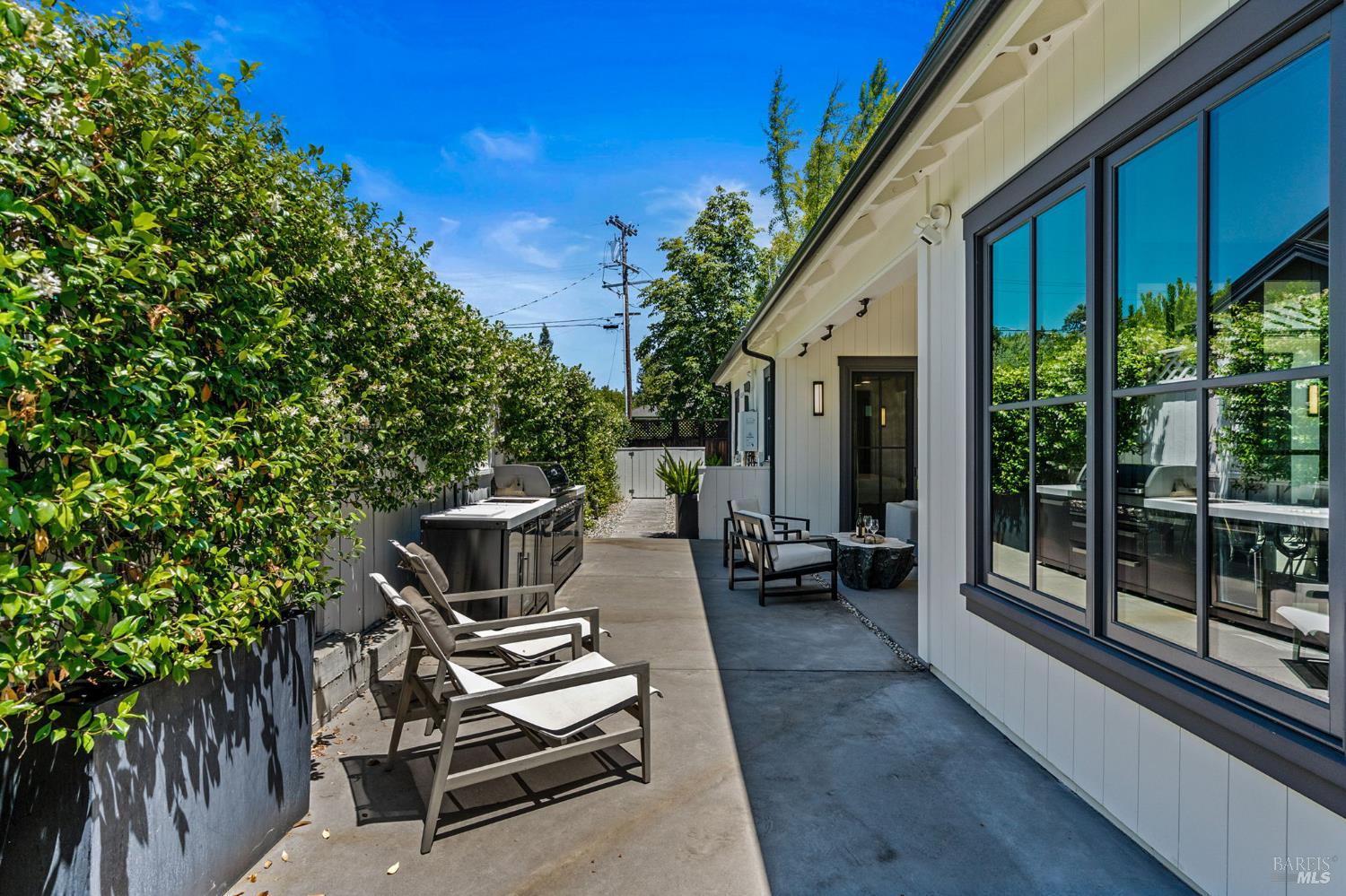 1814 Spring Street St. Helena CA 94574