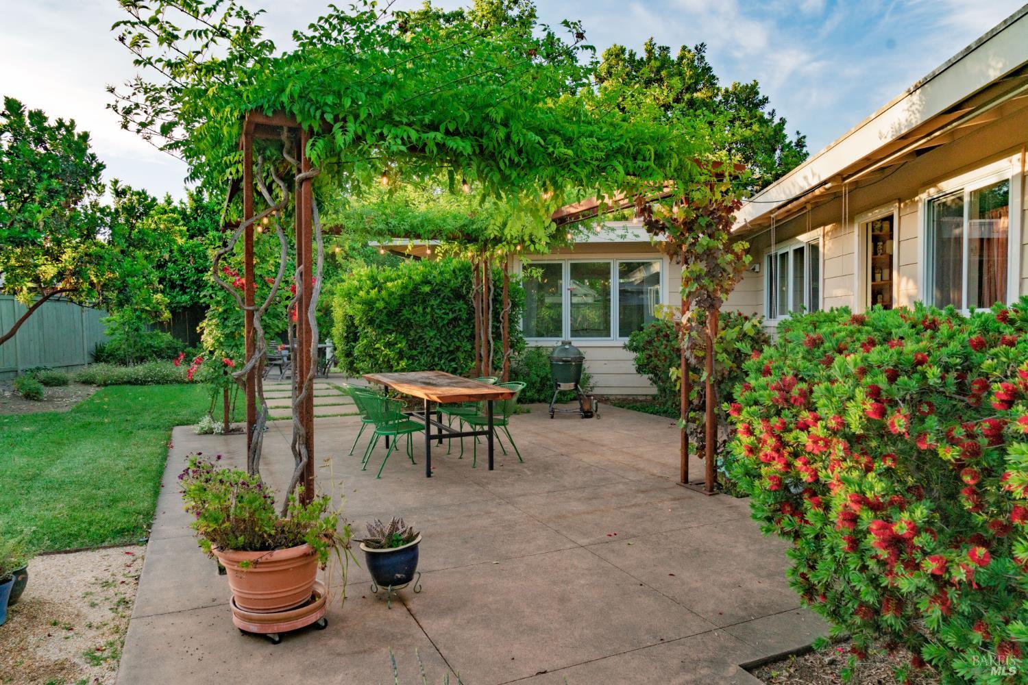 775 Josephine Lane Healdsburg CA 95448