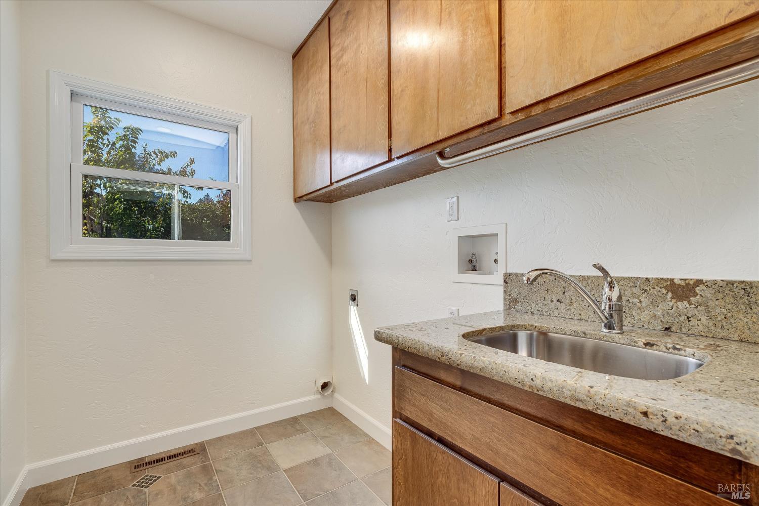 2605 Fir Park Way Santa Rosa CA 95404