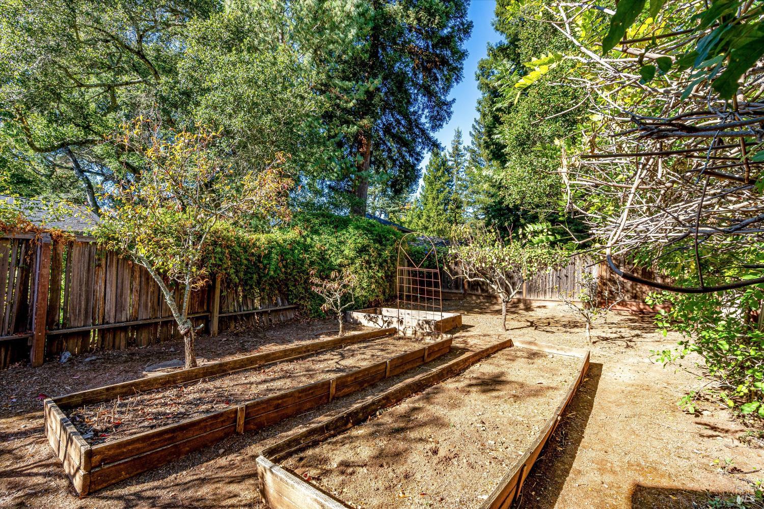 2605 Fir Park Way Santa Rosa CA 95404