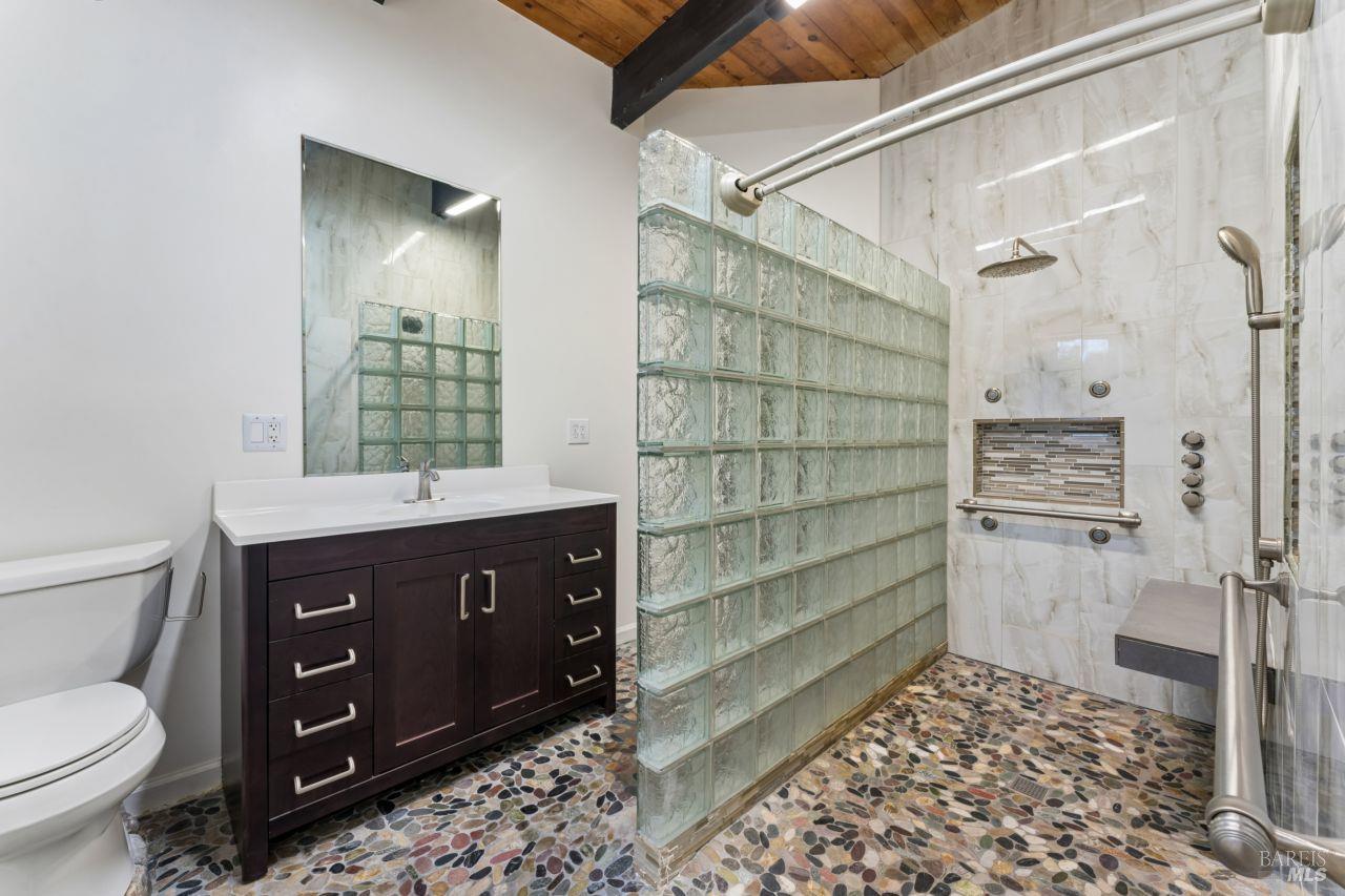 40 Queens Court Napa CA 94558