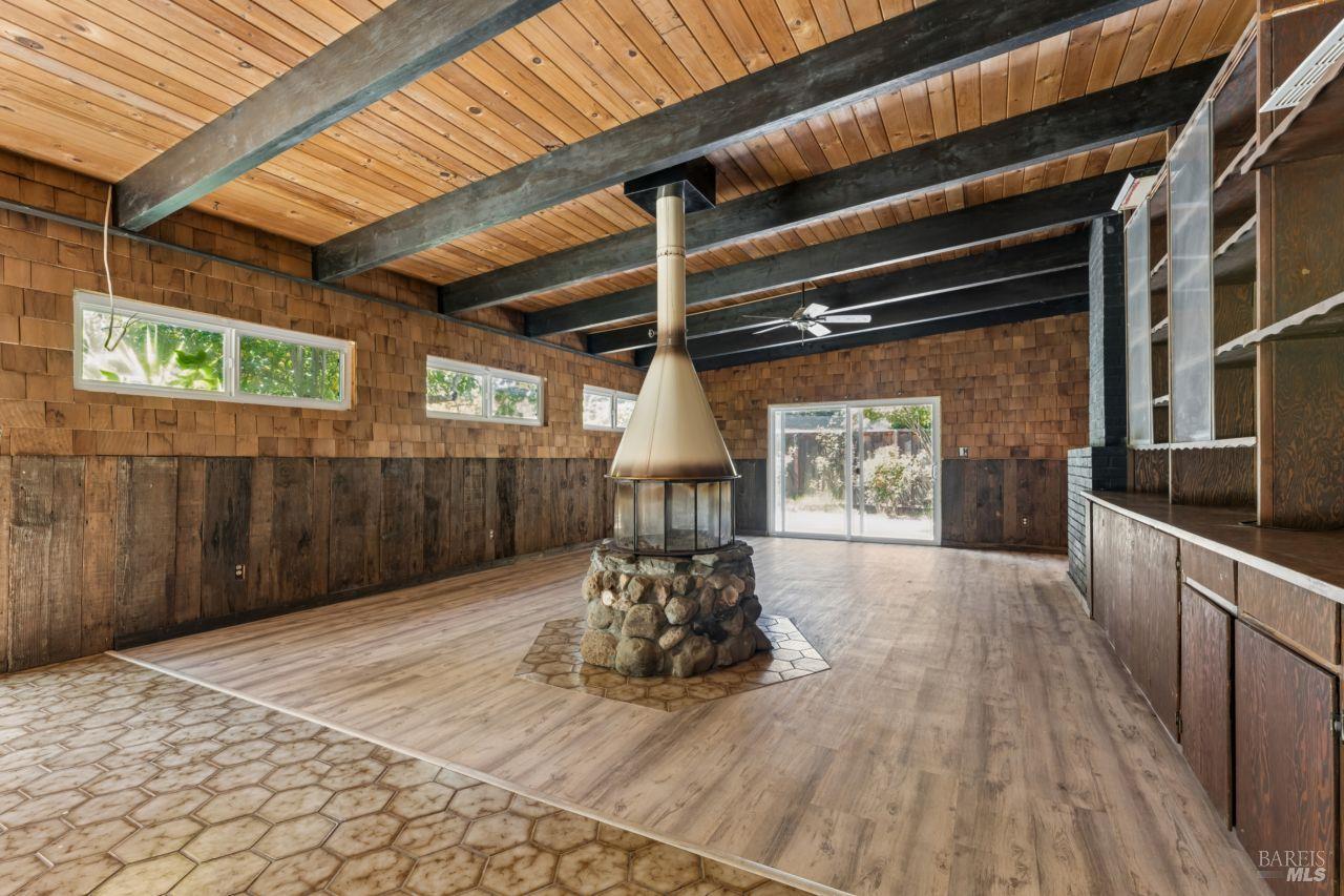 40 Queens Court Napa CA 94558