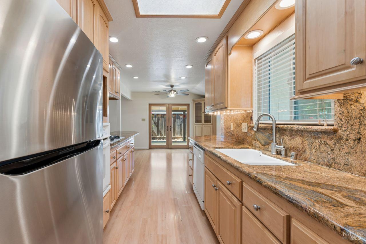 40 Queens Court Napa CA 94558