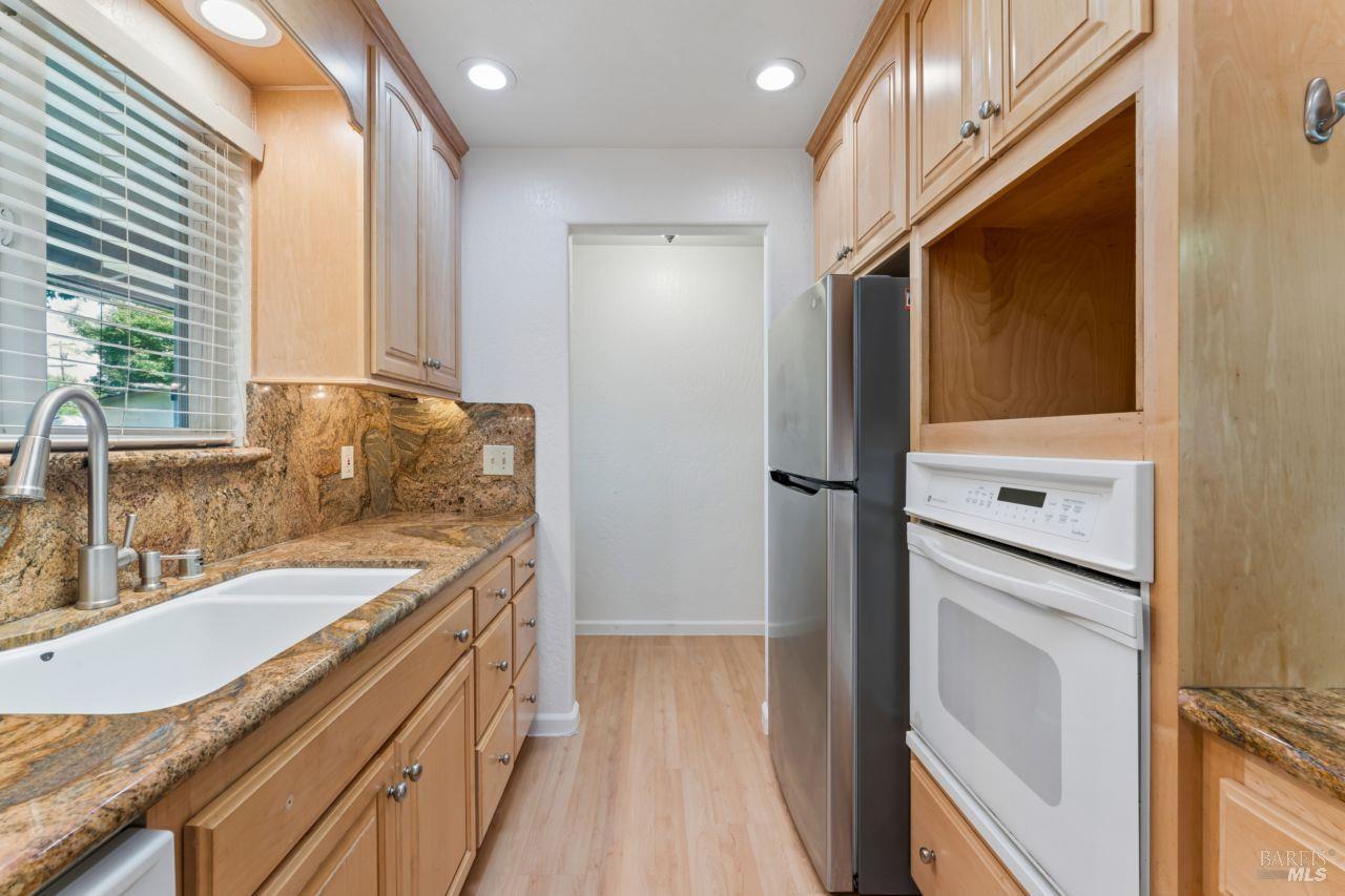 40 Queens Court Napa CA 94558