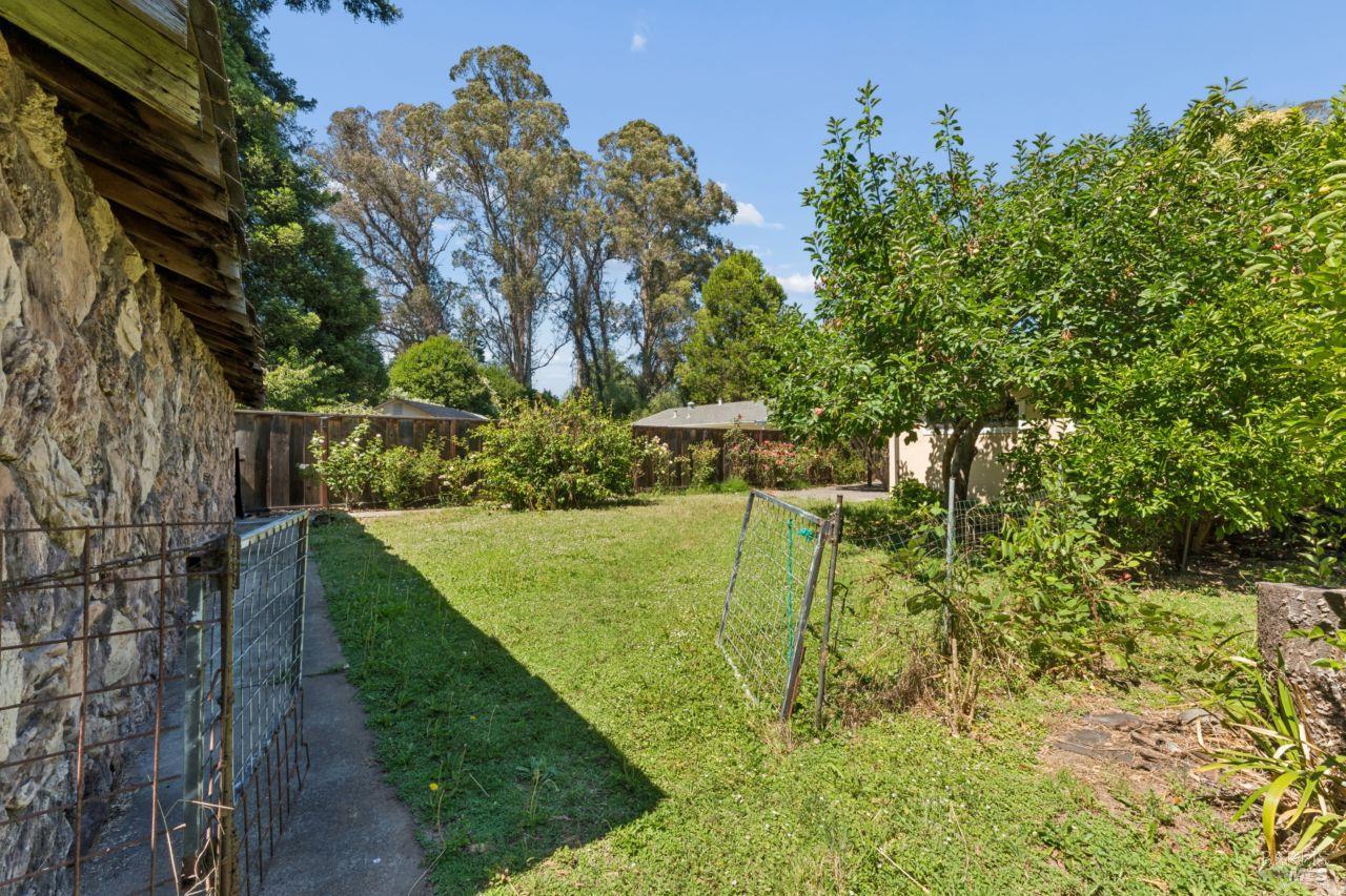 40 Queens Court Napa CA 94558