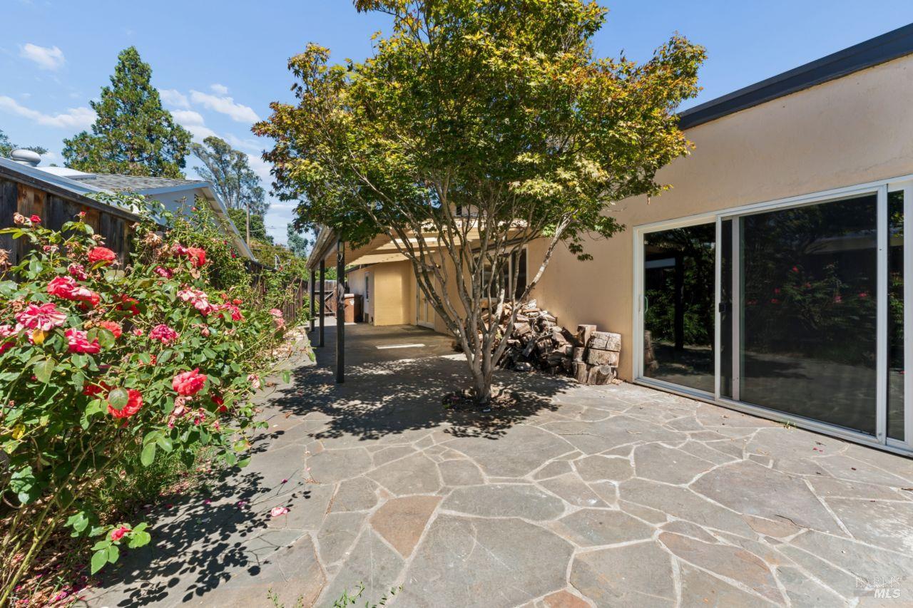 40 Queens Court Napa CA 94558
