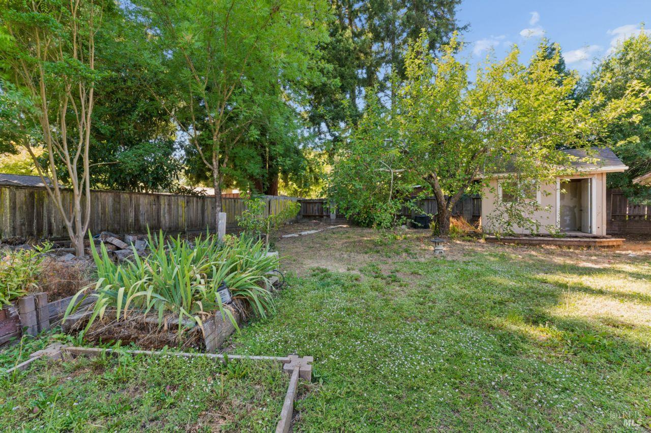 40 Queens Court Napa CA 94558