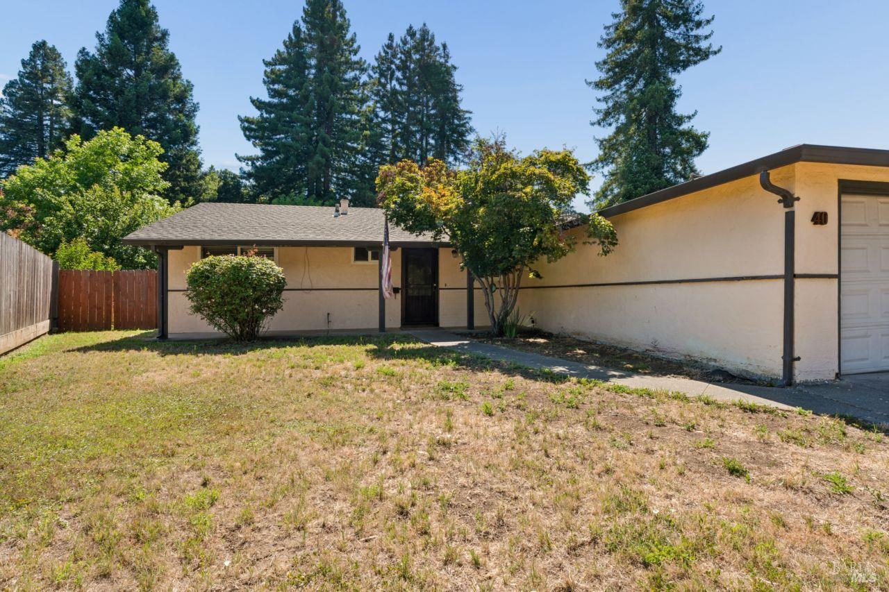 40 Queens Court Napa CA 94558