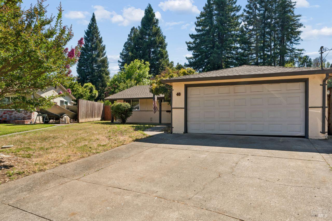 40 Queens Court Napa CA 94558