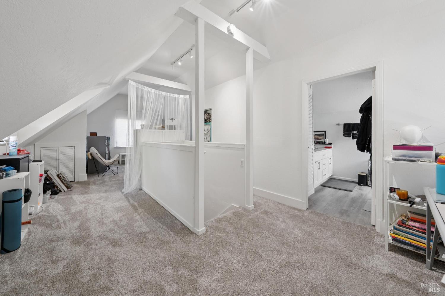 711 San Anselmo Avenue San Anselmo CA 94960