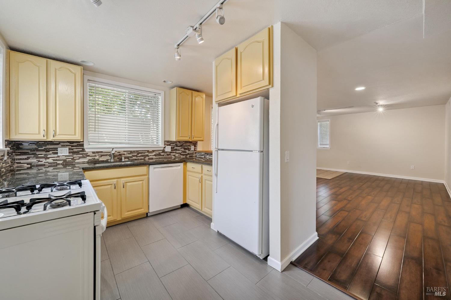 711 San Anselmo Avenue San Anselmo CA 94960