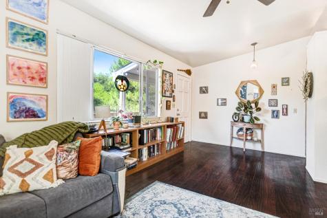 17326-17328 Hillside Avenue Sonoma CA 95476