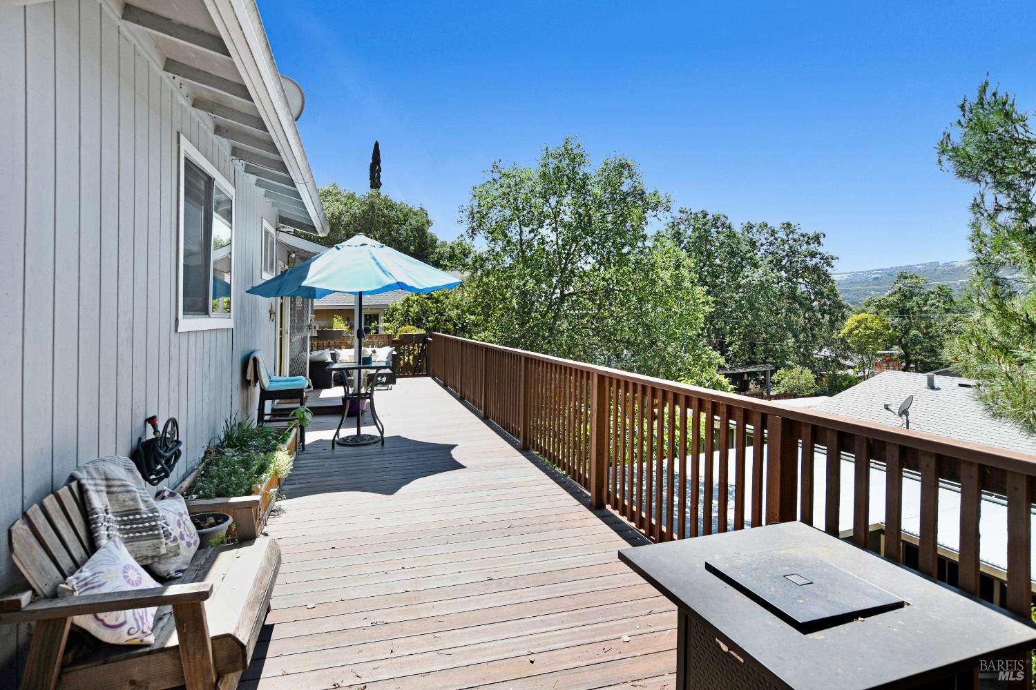17326-17328 Hillside Avenue Sonoma CA 95476
