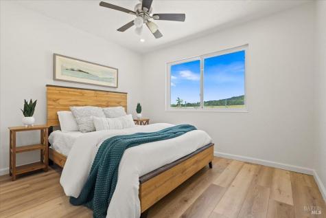 1588 Gladstone Way Rohnert Park CA 94928