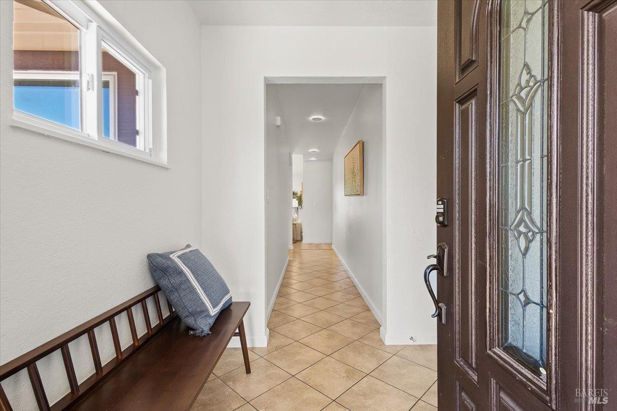 1588 Gladstone Way Rohnert Park CA 94928